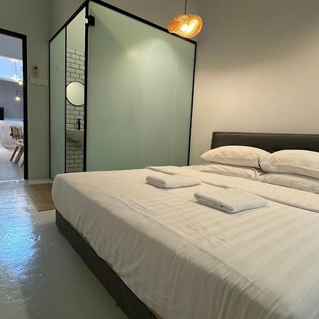 Zen Retreat Glass Pool Villa Taiping Exterior foto