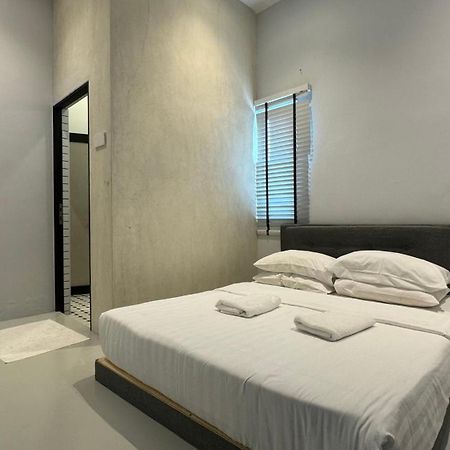 Zen Retreat Glass Pool Villa Taiping Exterior foto